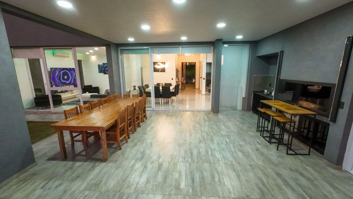 Foto de VENTA CASA DE DISEÑO EN LOS PASOS 2, imagen 3
