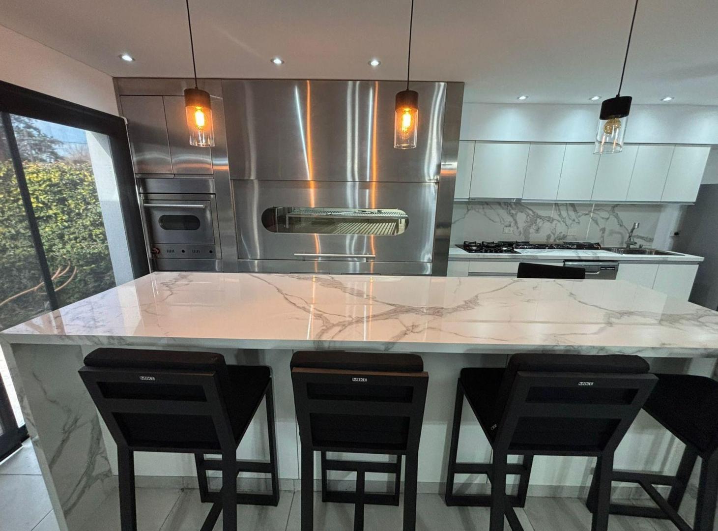 Foto de VENTA CASA DE ESTILO 2.762 M2 DE TERRENO EN FUNES, imagen 4
