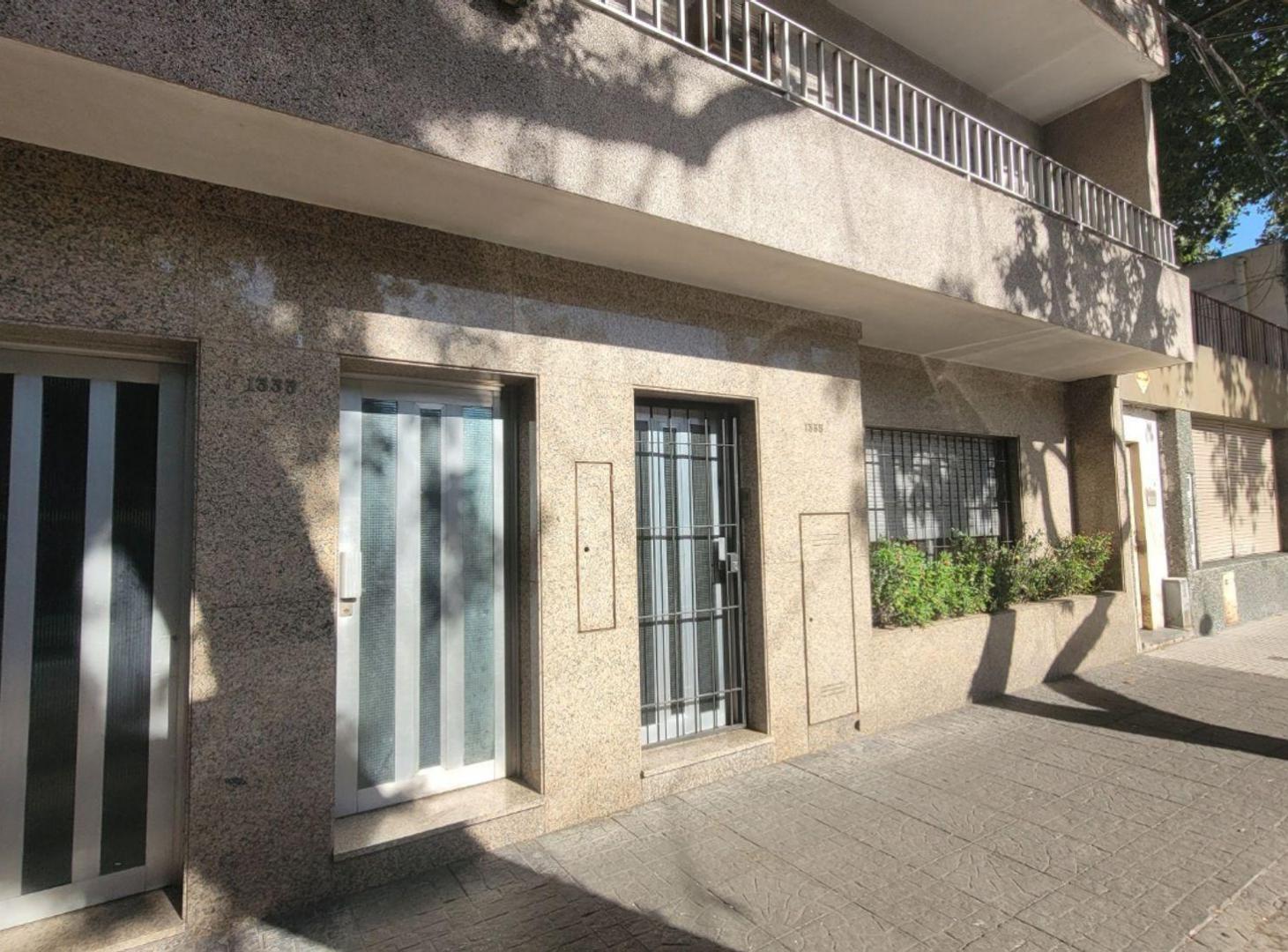 Foto de Venta Casa PH en PB con Patio verde y cochera, imagen 3