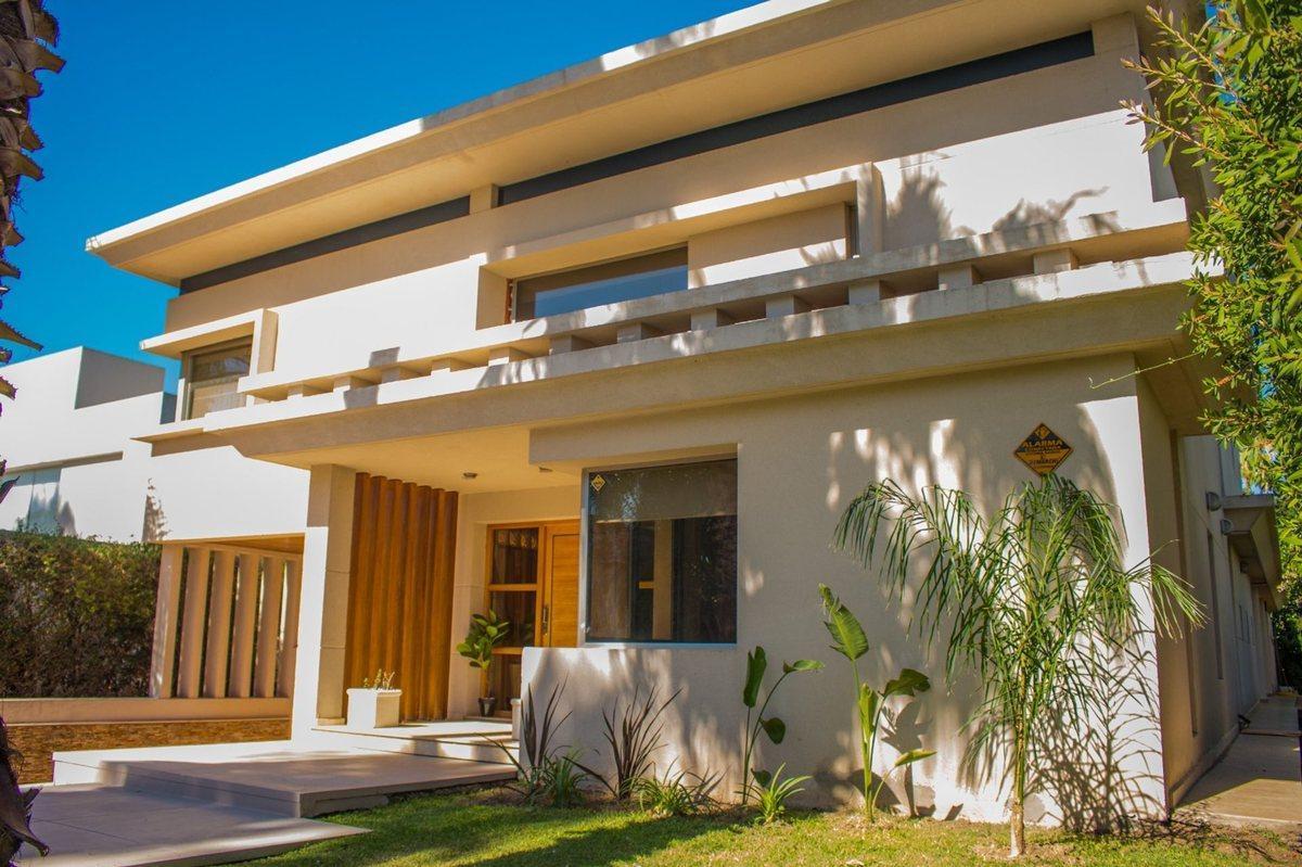Foto de CASA 4 DORMITORIOS - BARRIO CERRADO SAN MARINO, imagen 5