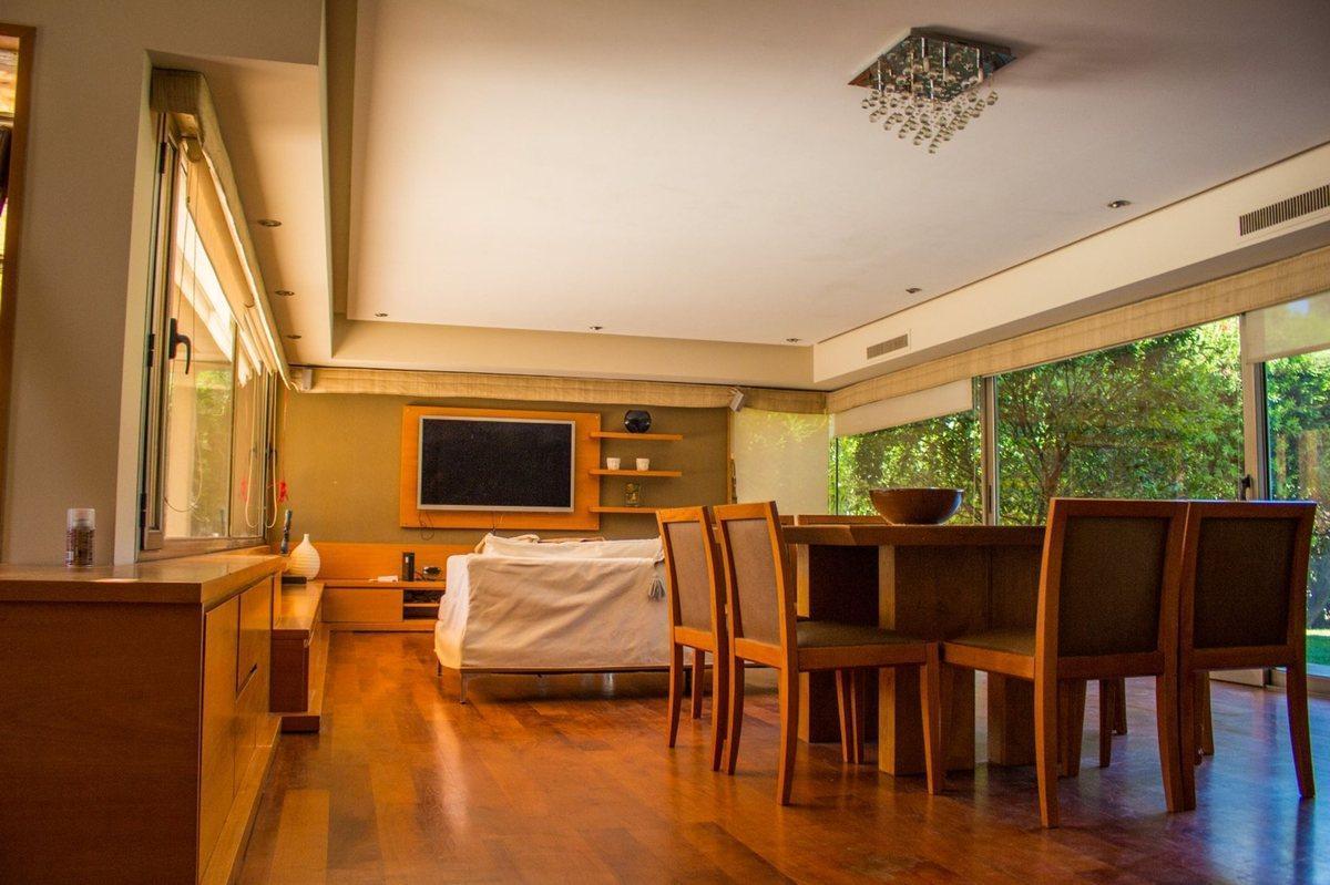 Foto de CASA 4 DORMITORIOS - BARRIO CERRADO SAN MARINO, imagen 3