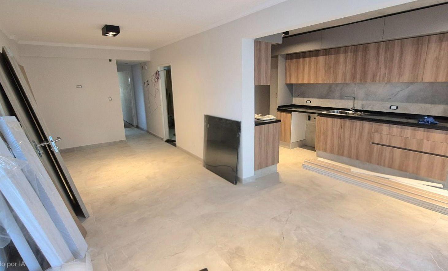 Foto de En Venta Dos Dormitorios con Cochera, imagen 2