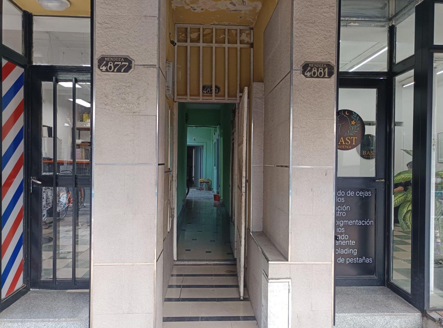 Foto de VENTA DEPTO.1 DORM. CON PATIO ECHESORTU A RECICLAR, imagen 4