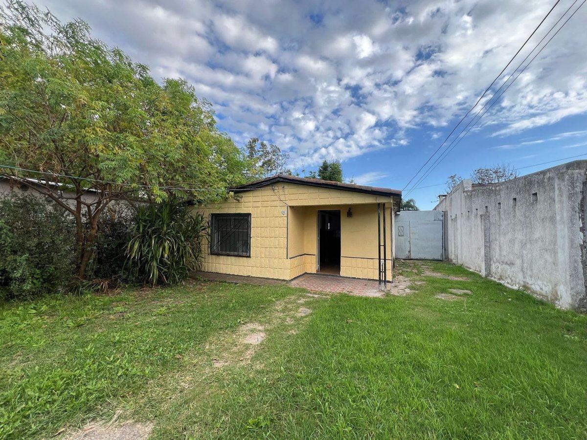 Foto de VENTA CASA 2 DORMITORIOS GRAN JARDIN VERDE PEREZ, imagen 5