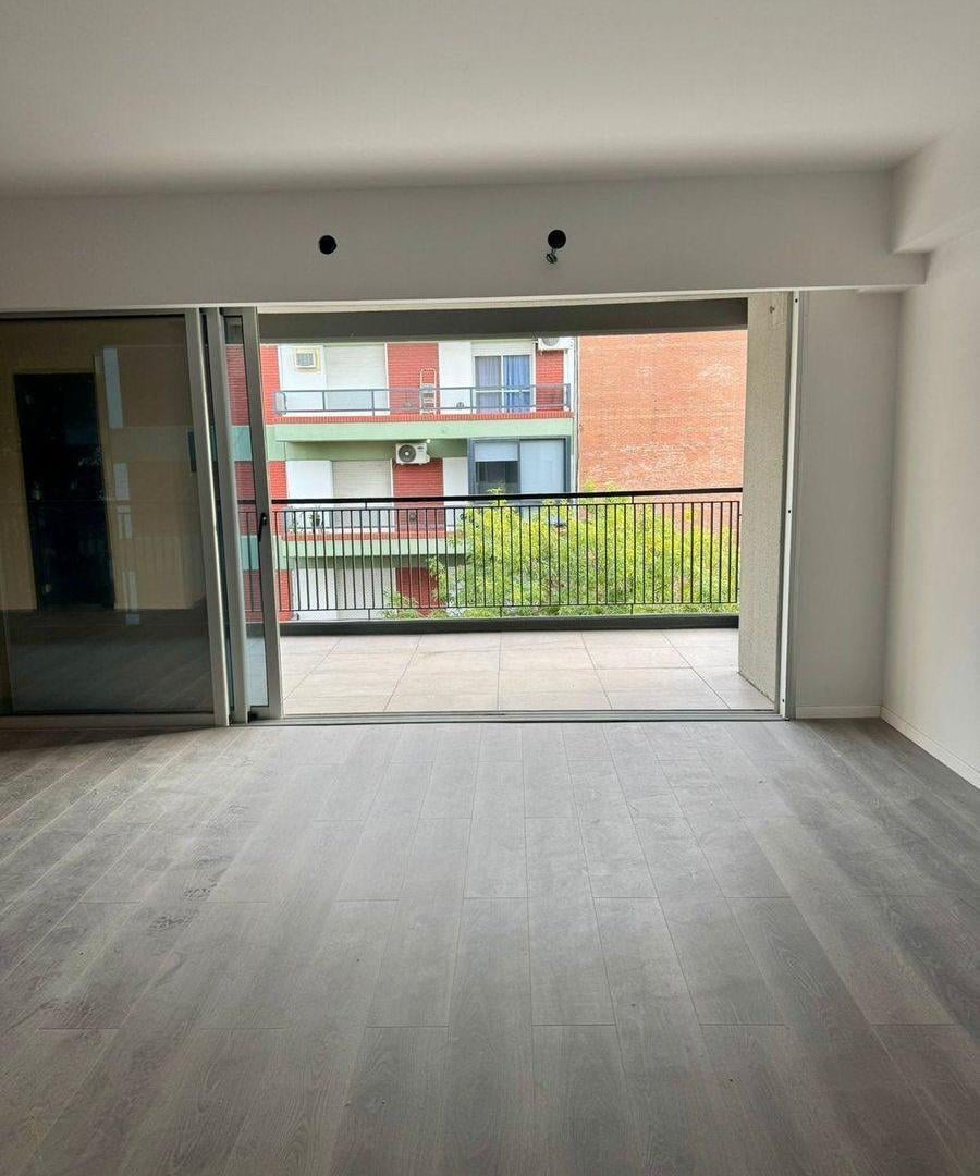 Foto de Alquiler 3 DORMITORIOS - PISO EXCLUSIVO- PICHINCHA, imagen 4