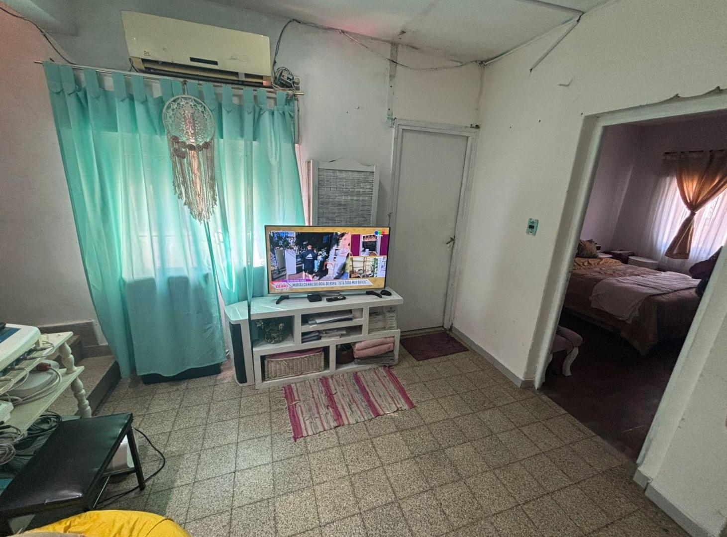 Foto de VENTA PH PLANTA ALTA, 2 DORMITORIOS. BARRIO MATHEU, imagen 3
