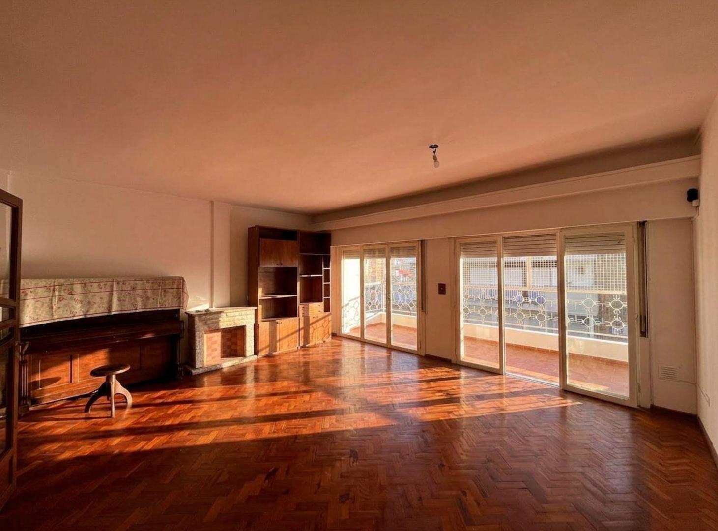 Foto de VENTA PISO EXCLUSIVO 2 DORMITORIOS. APTO CREDITO, imagen 1