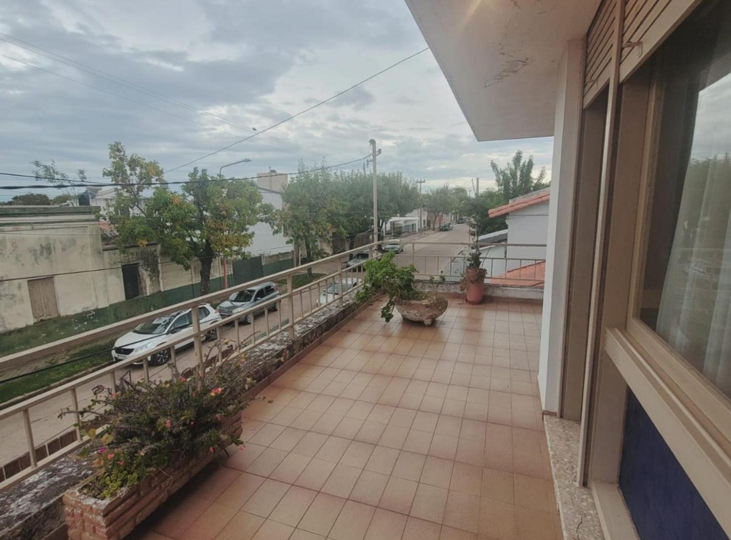 Foto de VENTA - Casa PA Local PB Cochera - TOTORAS, imagen 2