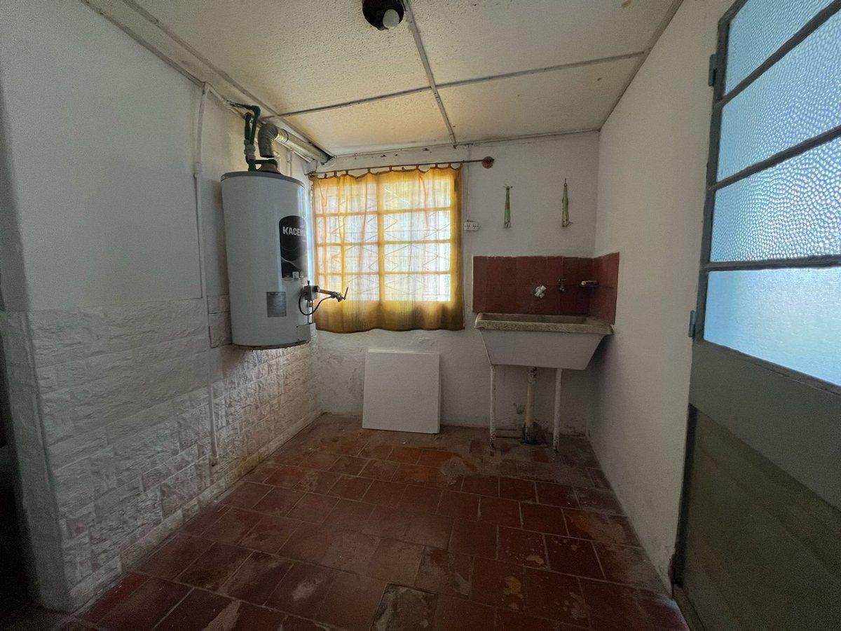 Foto de VENTA CASA 2 DORMITORIOS GRAN JARDIN VERDE PEREZ, imagen 3
