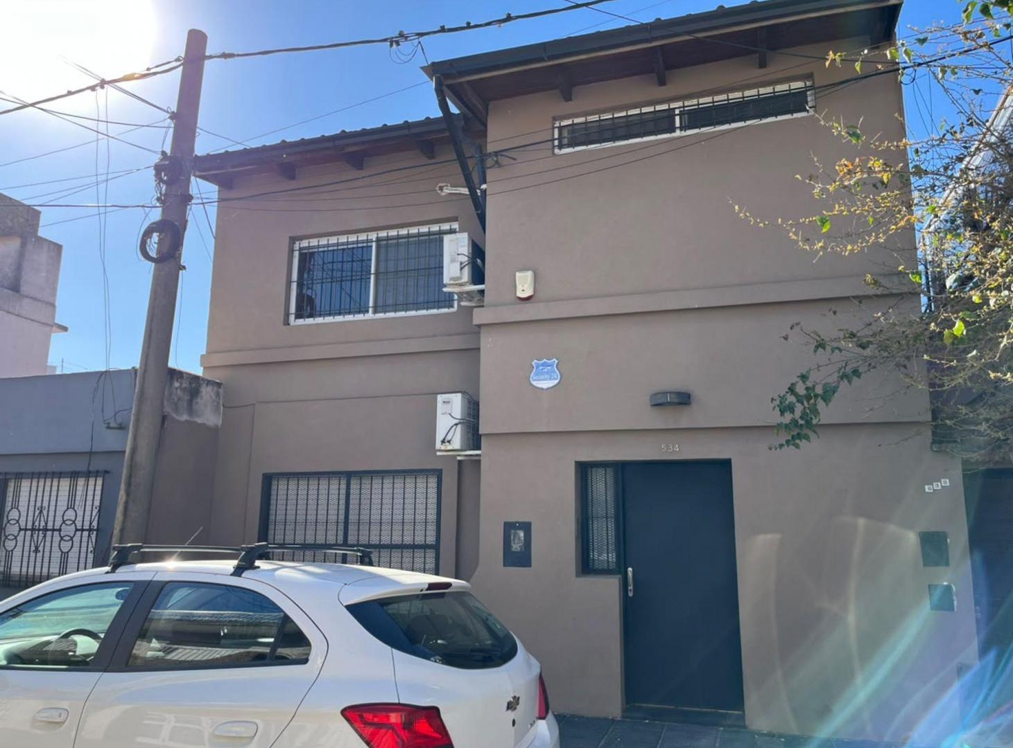 Foto de VENTA CASA 3 DORMITORIOS CON PATIO Y QUINCHO, imagen 3