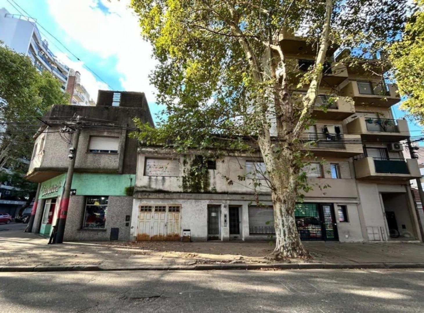 Foto de CASA A RECICLAR/ LOTE PARA CONSTRUCTORA PB+4, imagen 2