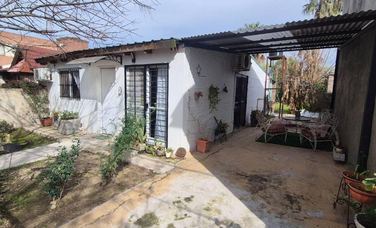 Foto de En Venta Casa de 2 dormitorios. Funes, imagen 5