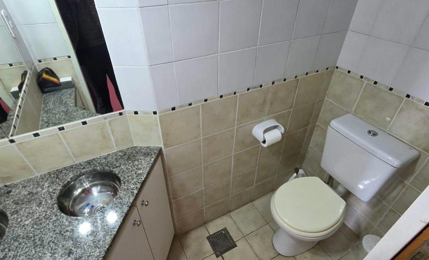 Foto de VENTA 2 DORMITORIOS- B° LOURDES, imagen 4