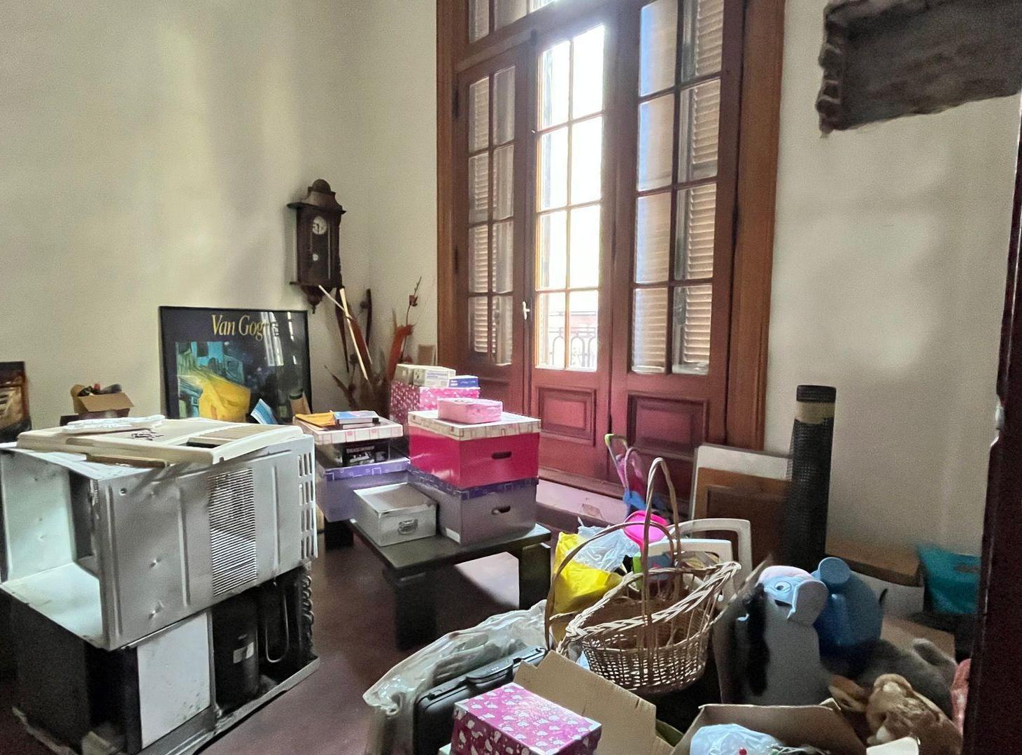 Foto de VENTA CASA 183m² - A REFACCIONAR - USO MIXTO, imagen 2