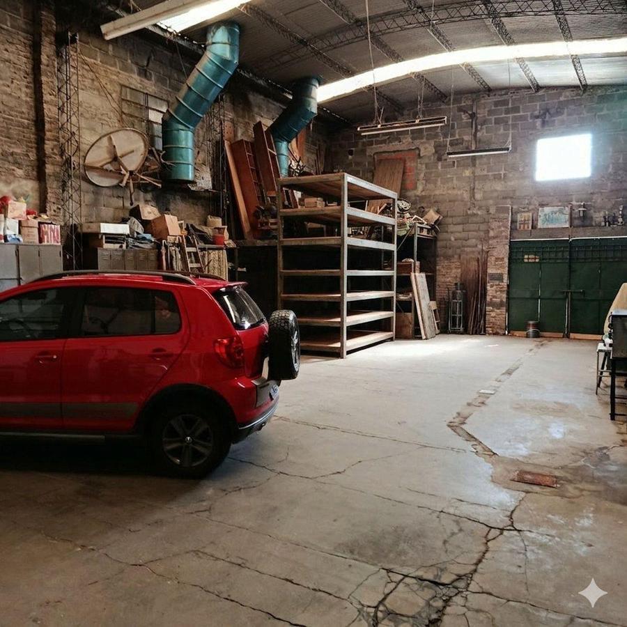 Foto de GALPON DOBLE ALTURA CON CASA DE DOS DORMITORIOS, imagen 2