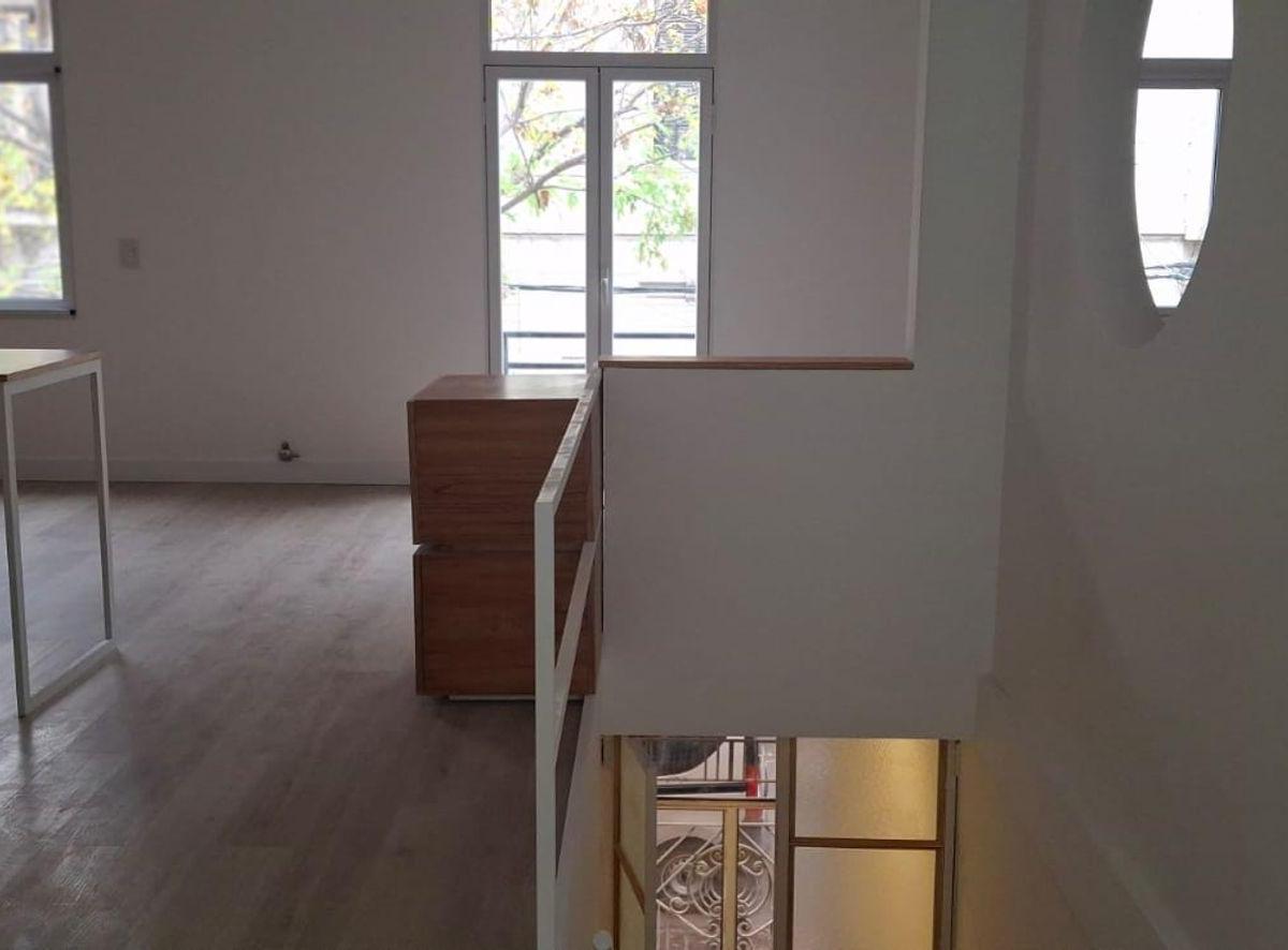 Foto de Venta casa planta alta Montevideo y Sarmiento, imagen 4