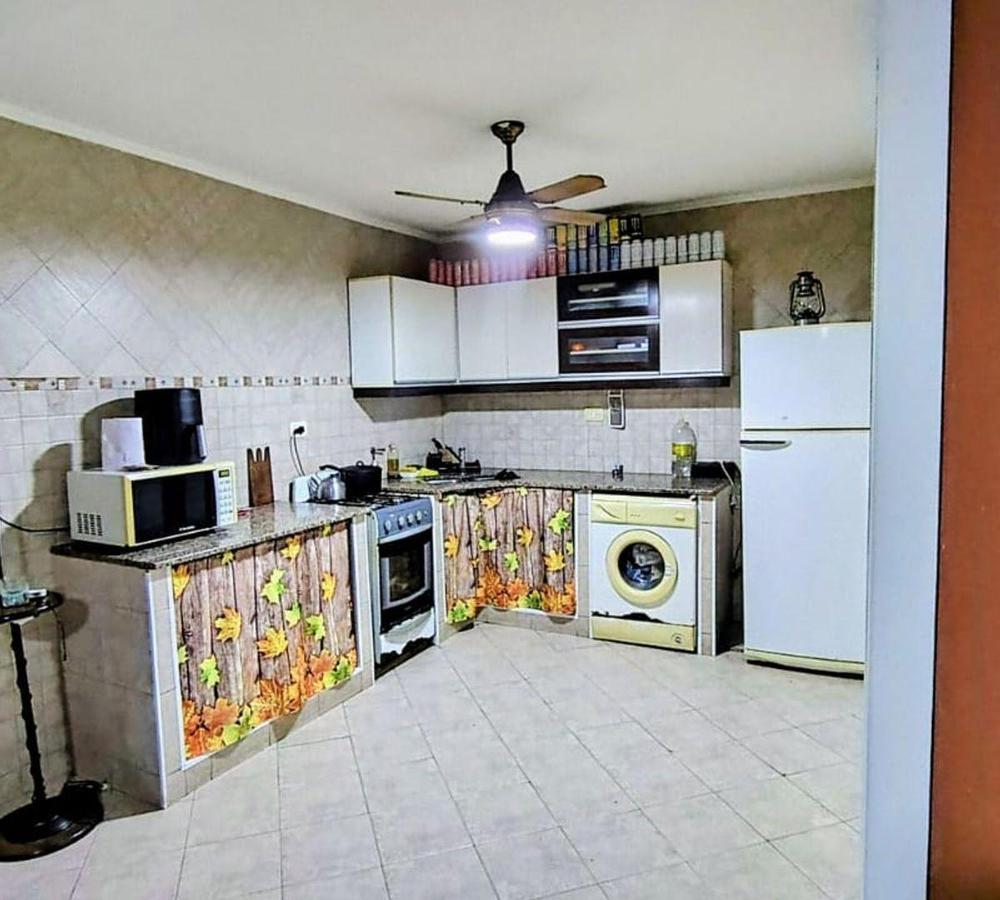 Foto de VENTA GALPON CON CASA 2 DORMITORIOS EN BELGRANO, imagen 4