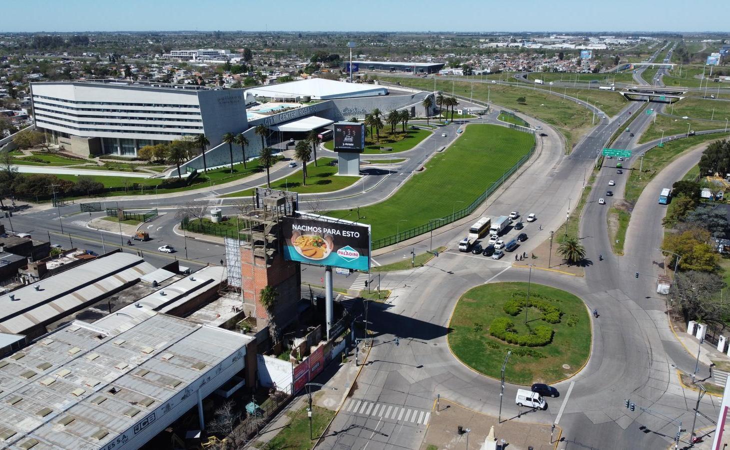 Foto de Venta importante esquina estratégica de Rosario, imagen 1