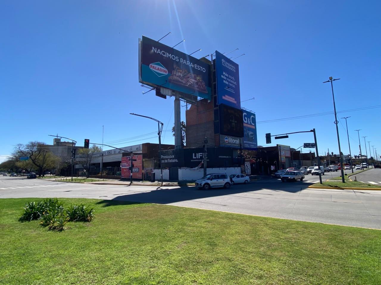 Foto de Venta importante esquina estratégica de Rosario, imagen 4