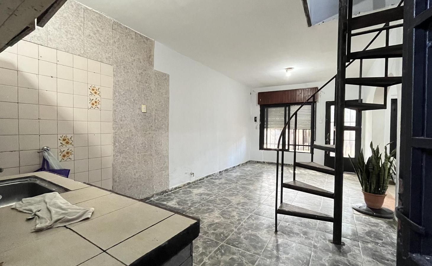 Foto de CASA 3 DORMITORIO / COCHERA, PATIOS Y PARRILLERO, imagen 5
