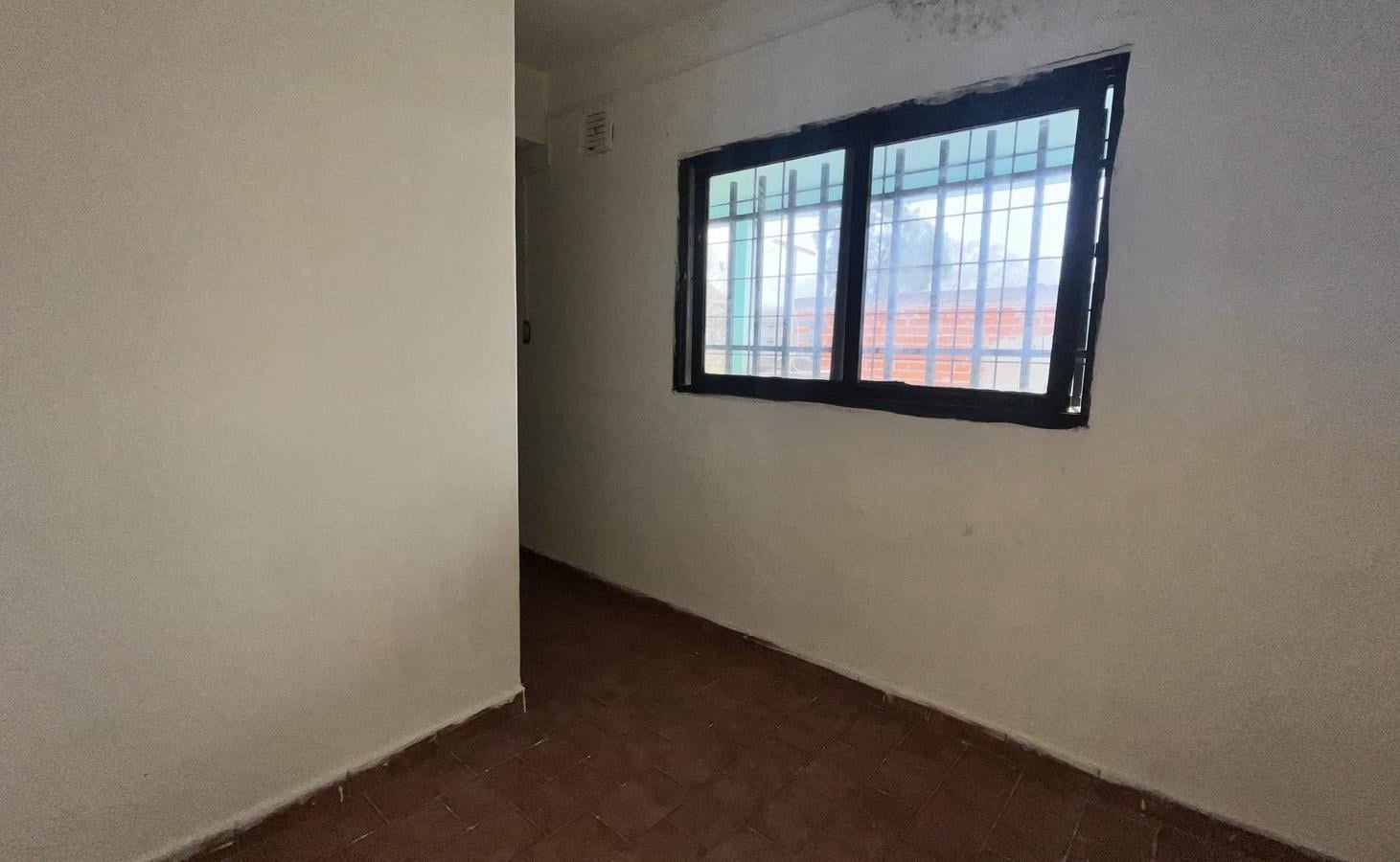 Foto de CASA 3 DORMITORIO / COCHERA, PATIOS Y PARRILLERO, imagen 4