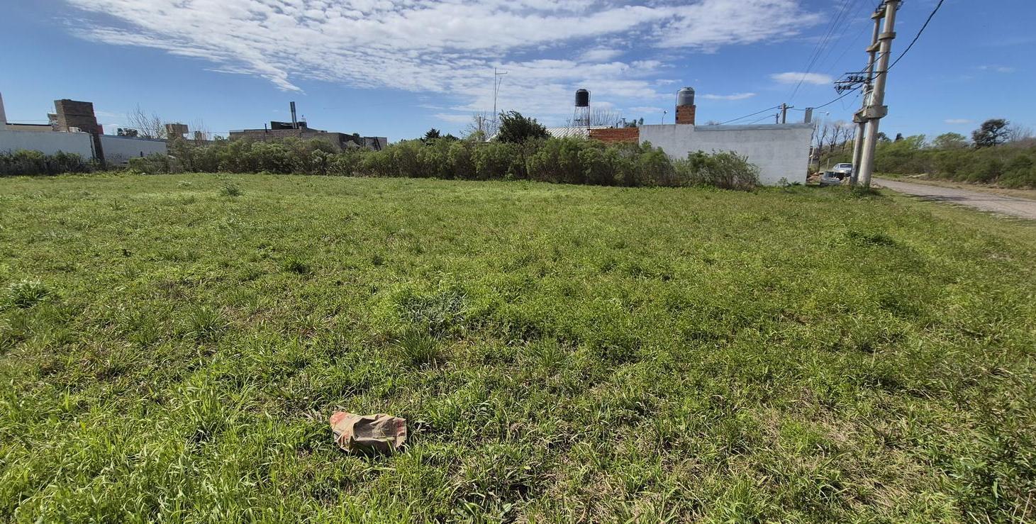 Foto de Terreno en Alvarez, imagen 1