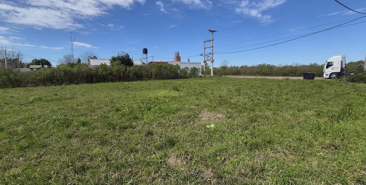 Foto de Terreno en Alvarez, imagen 2