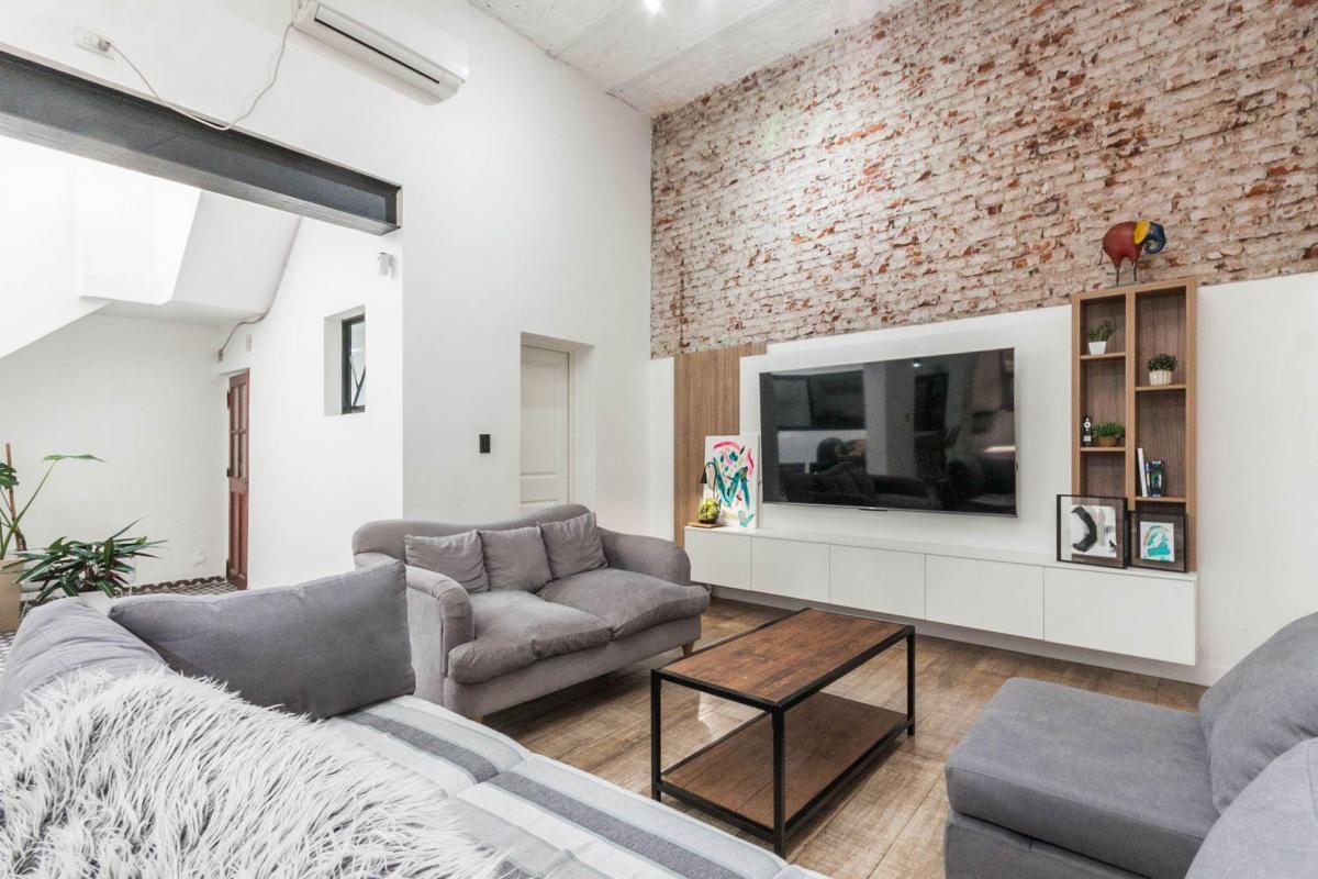 Venta Casa Lote Propio Impecable Parque Chacabuco 1