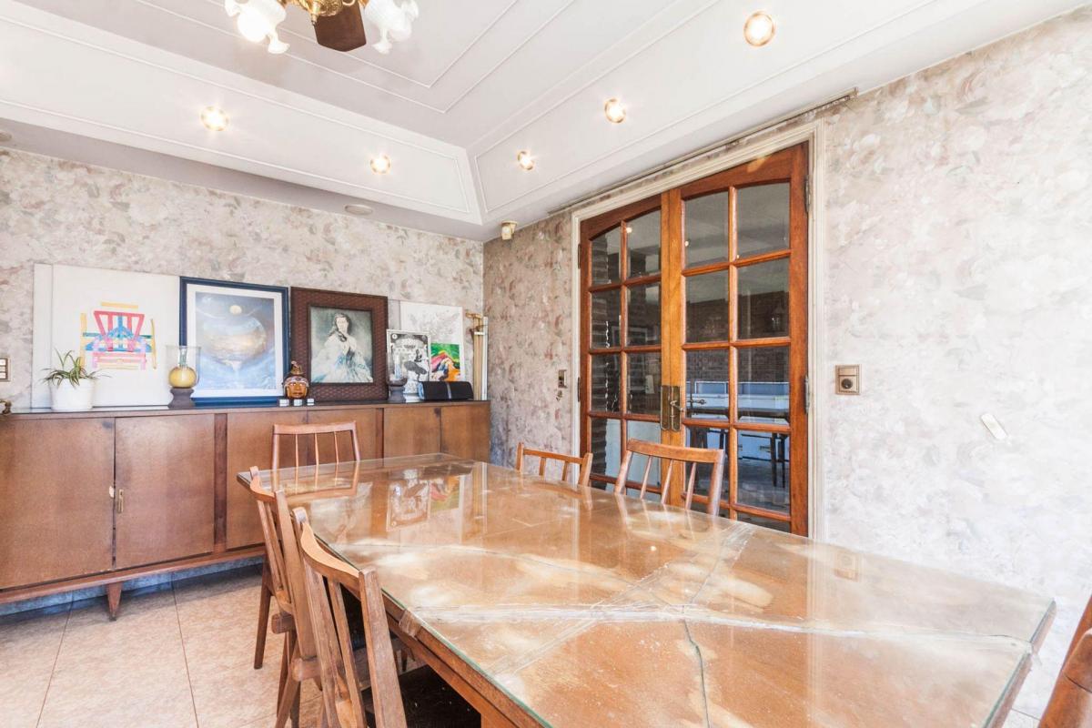 Venta Imponente Chalet S/lote de 17x48 Lanús Este 4