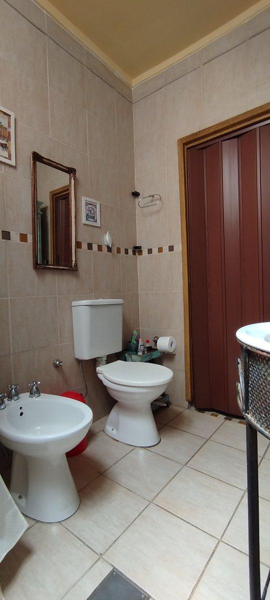 Venta Casa con Patio, Terraza y Quincho 5
