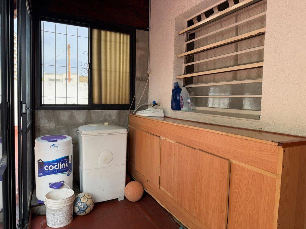 Venta PH 1°piso Fte. C/balcón y Trraza. - Lanus Oeste 5