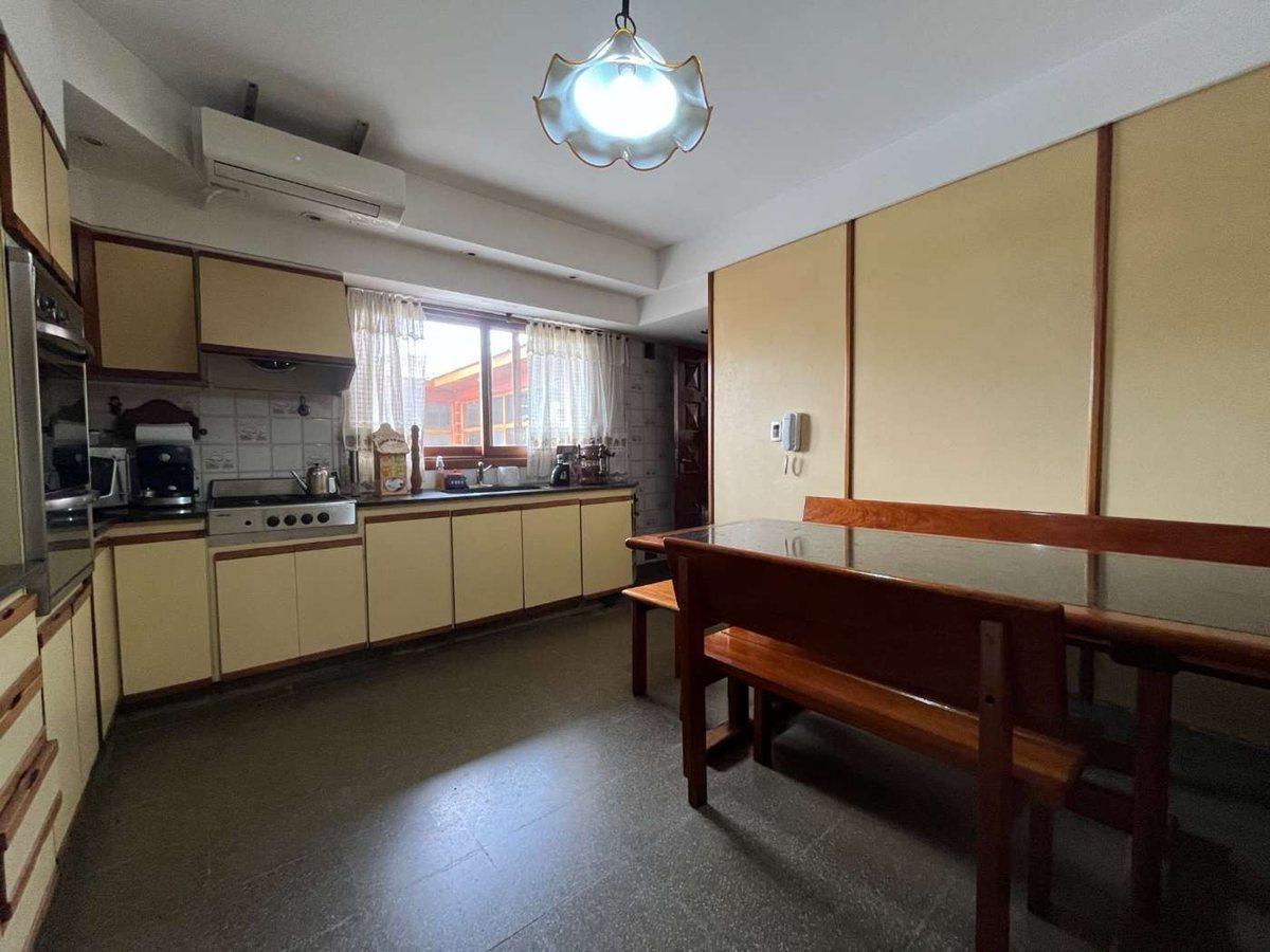 Excelente Propiedad en Venta de 4 Amb. Apta Cred. 1