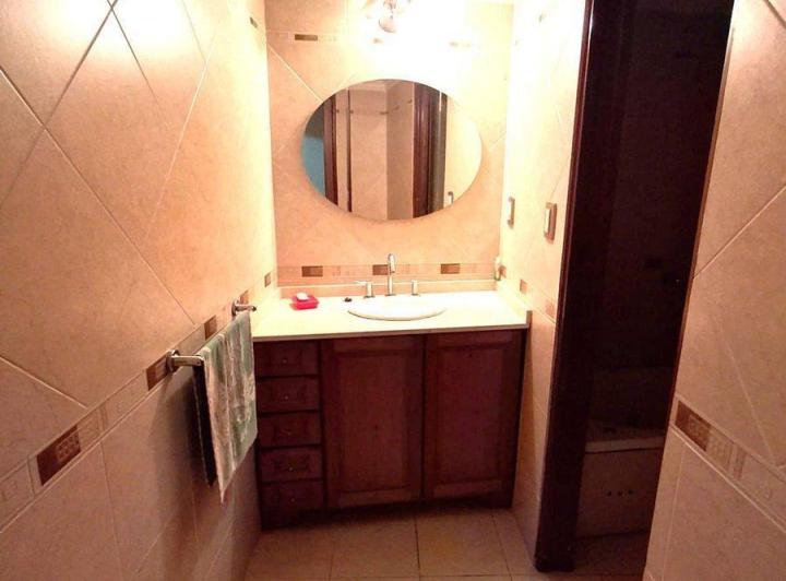 GRAN CASA EN LANUS OESTE 4 DORM+PARQUE+GARAGE 4