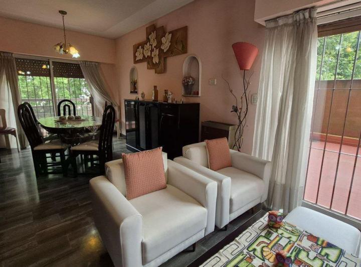 VENTA 4 AMB FRENTE C/COCHERA,  APTO CREDITO 5