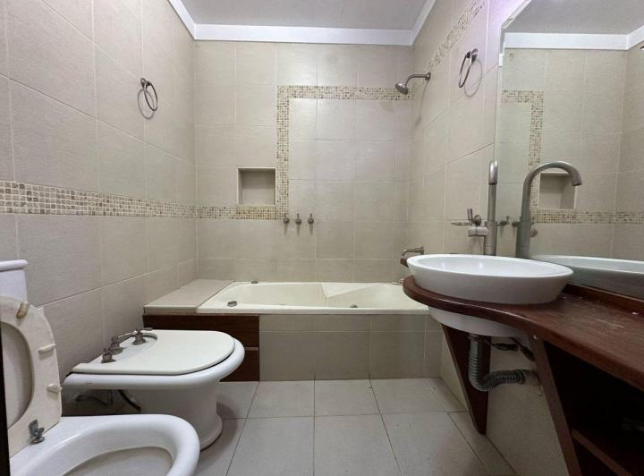 Venta Casa 7 amb con cochera y parque 4