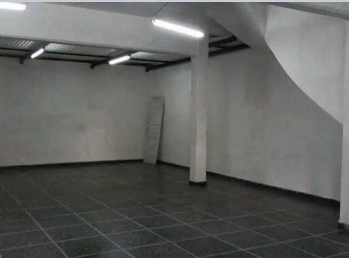 ALQUILER LOCAL 80M2 C/KITCHINETTE.BAÑO AVELLANEDA 5