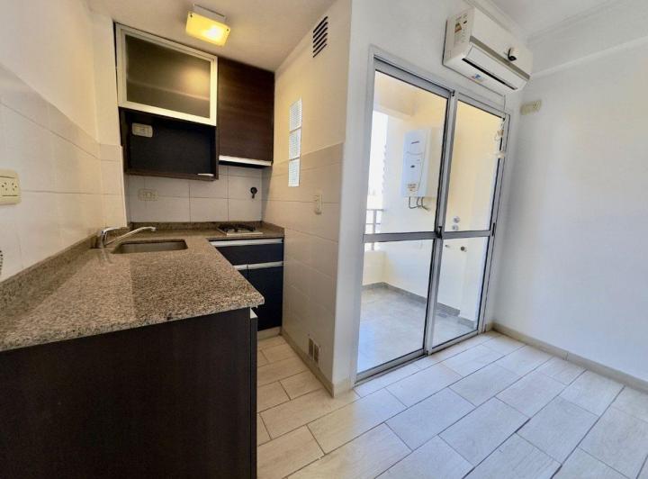 ALQUILER MONOAMBIENTE - BANFIELD OESTE 4