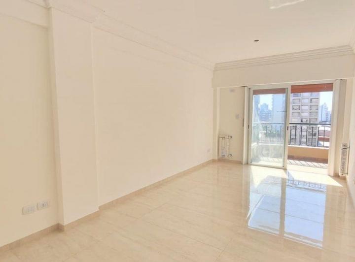 PISO A ESTRENAR 3 AMB. EN ALQUILER 1