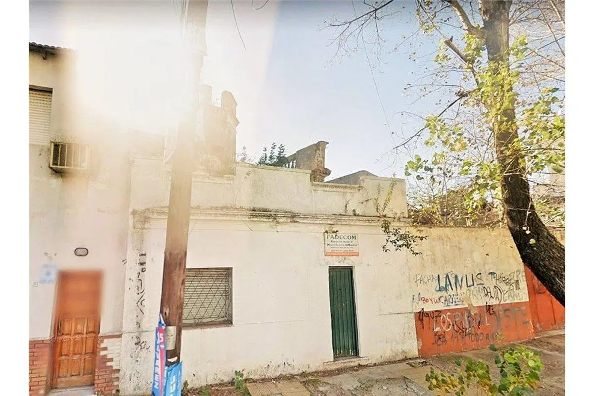 Lote terreno en Lanús Oeste - Excelente ubicación 3