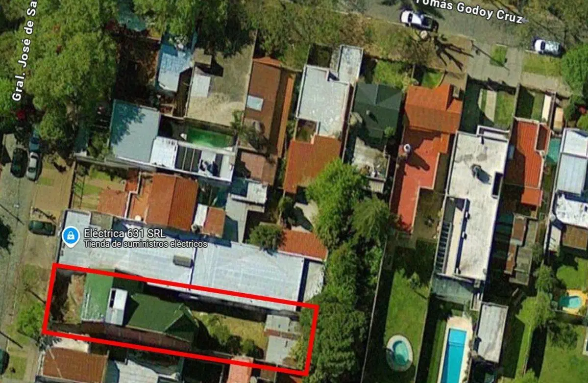 Lote de 375m2 + construcción en 3 plantas (331 m2) 3