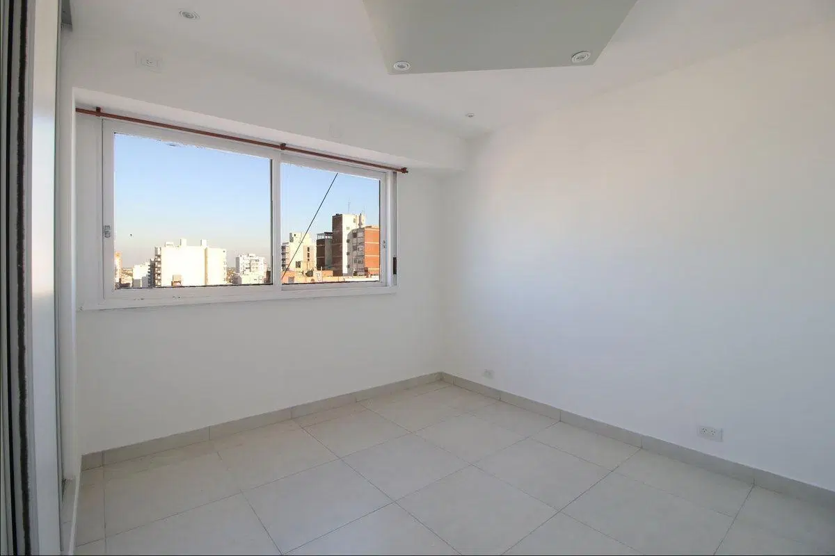 DEPTO 4 AMB - APTO CRÉDITO - LANUS ESTE CENTRO 3