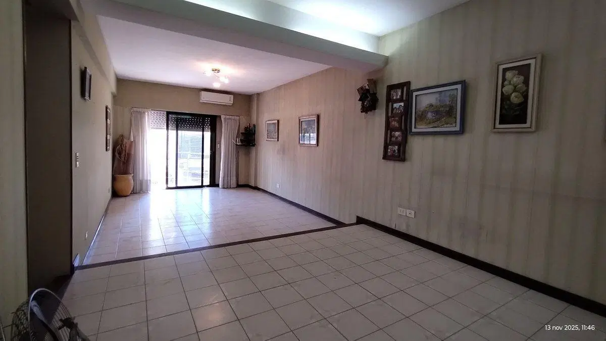 VENTA ,SEMIPISO  3 AMB. C/COCHERA  LANUSITA 3