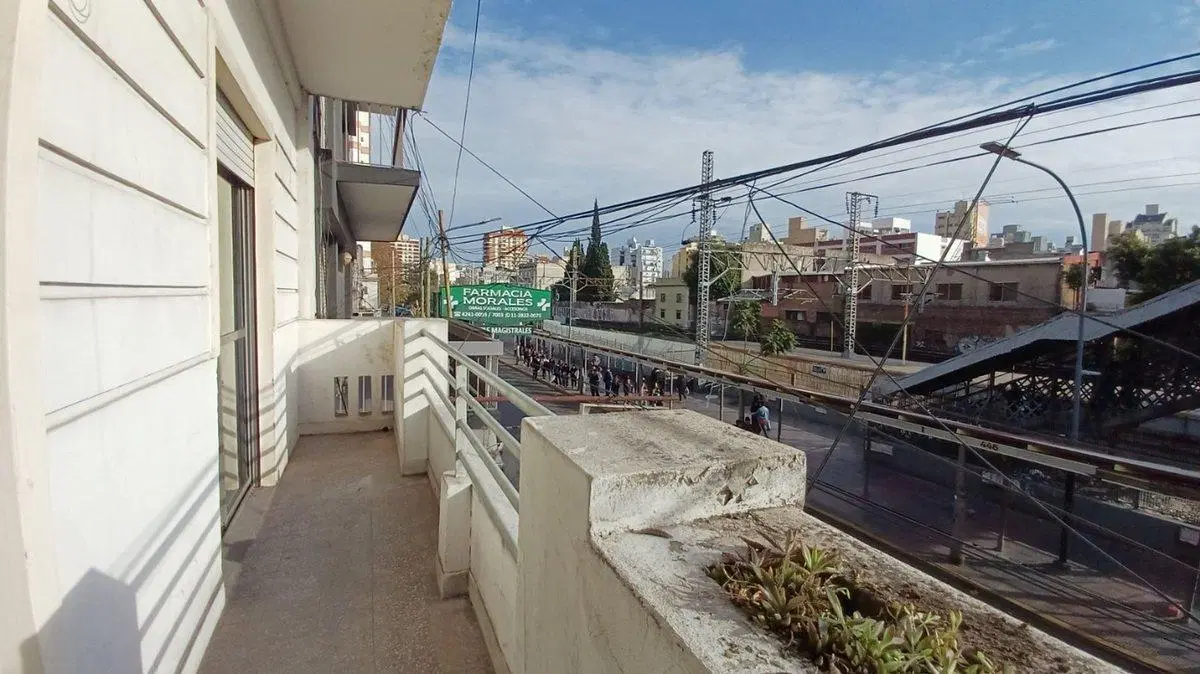 VENTA DPTO 2 AMB PROFESIONAL/CREDITO LANUS CENTR0 2