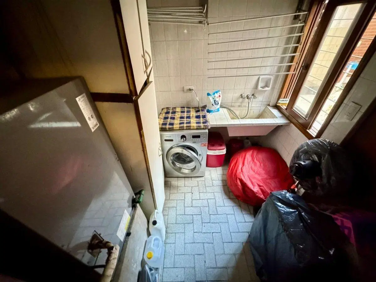 VTA CASA 4 AMB / COCHERA / PATIO / BUENA UBICACION 2