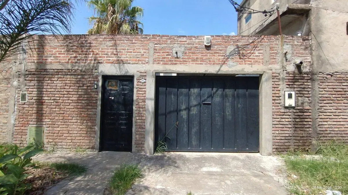 VENTA GALPON Y CASA 3 AMB. LANUS 5