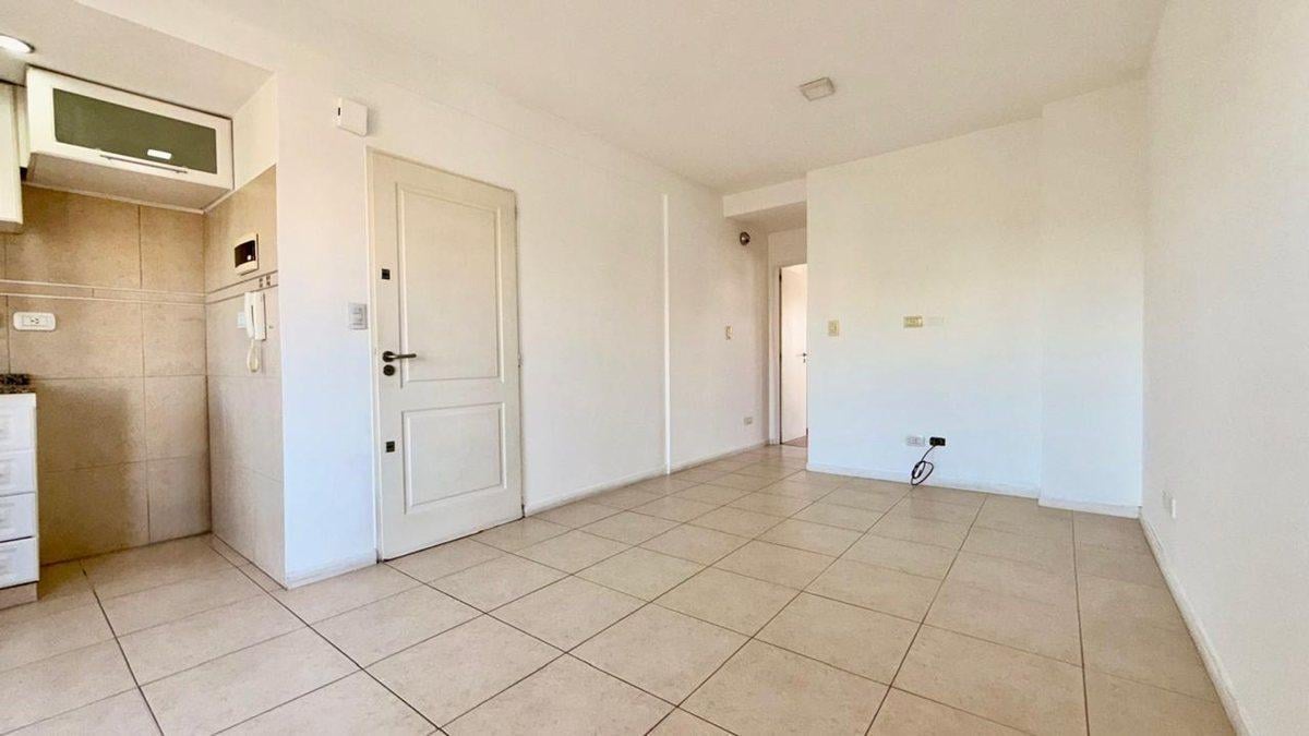 DEPARTAMENTO 2 AMB - ALQUILER - LANUS ESTE