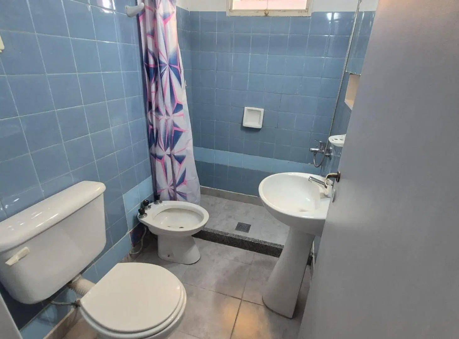 DEPARTAMENTO 2 AMB EN ALQUILER IMPECABLE LANUS O 4