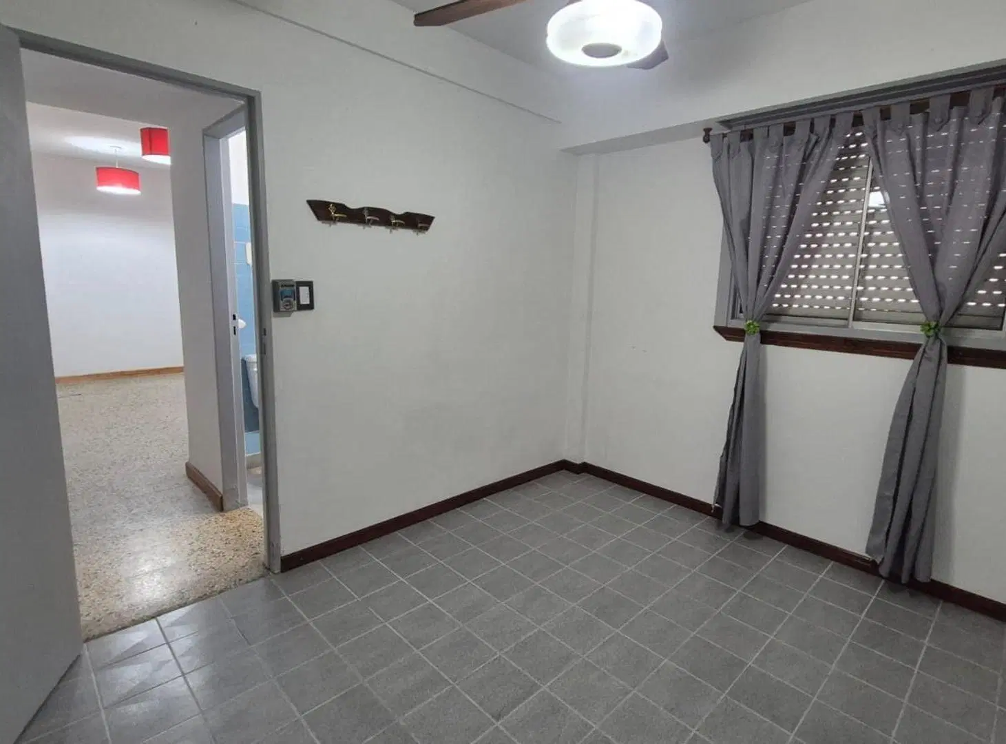 DEPARTAMENTO 2 AMB EN ALQUILER IMPECABLE LANUS O 2