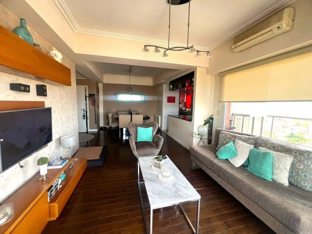 Depto 4 ambientes con suite, balcón terraza 2