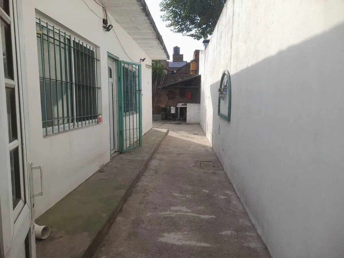 VENTA CASA 3AMB + UNIDAD A RECICLAR  EN LOTE 300M2 3